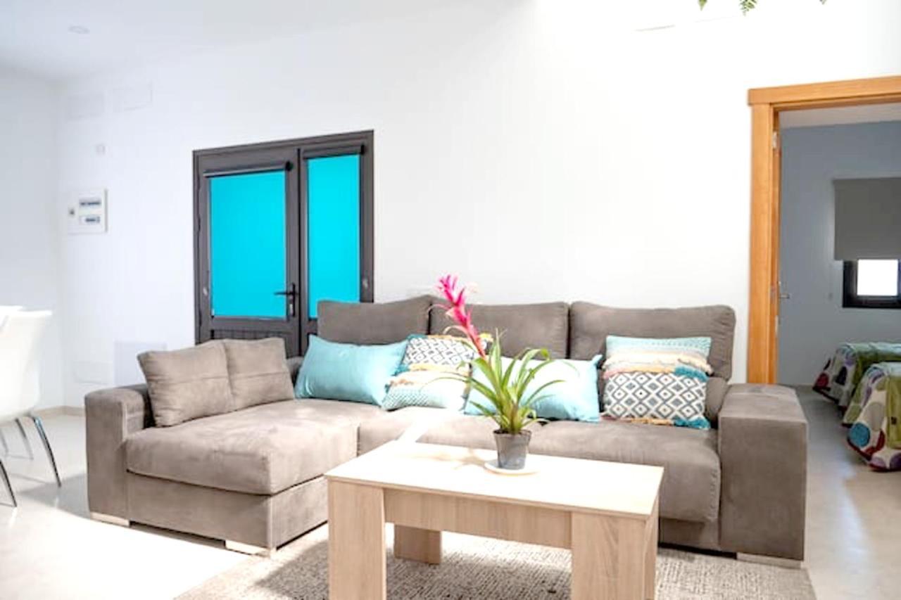 Comfortable House In Tias With Free Parking 外观 照片