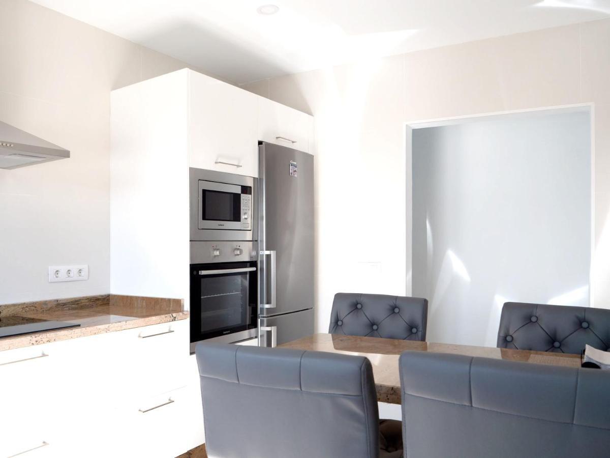 Comfortable House In Tias With Free Parking 外观 照片